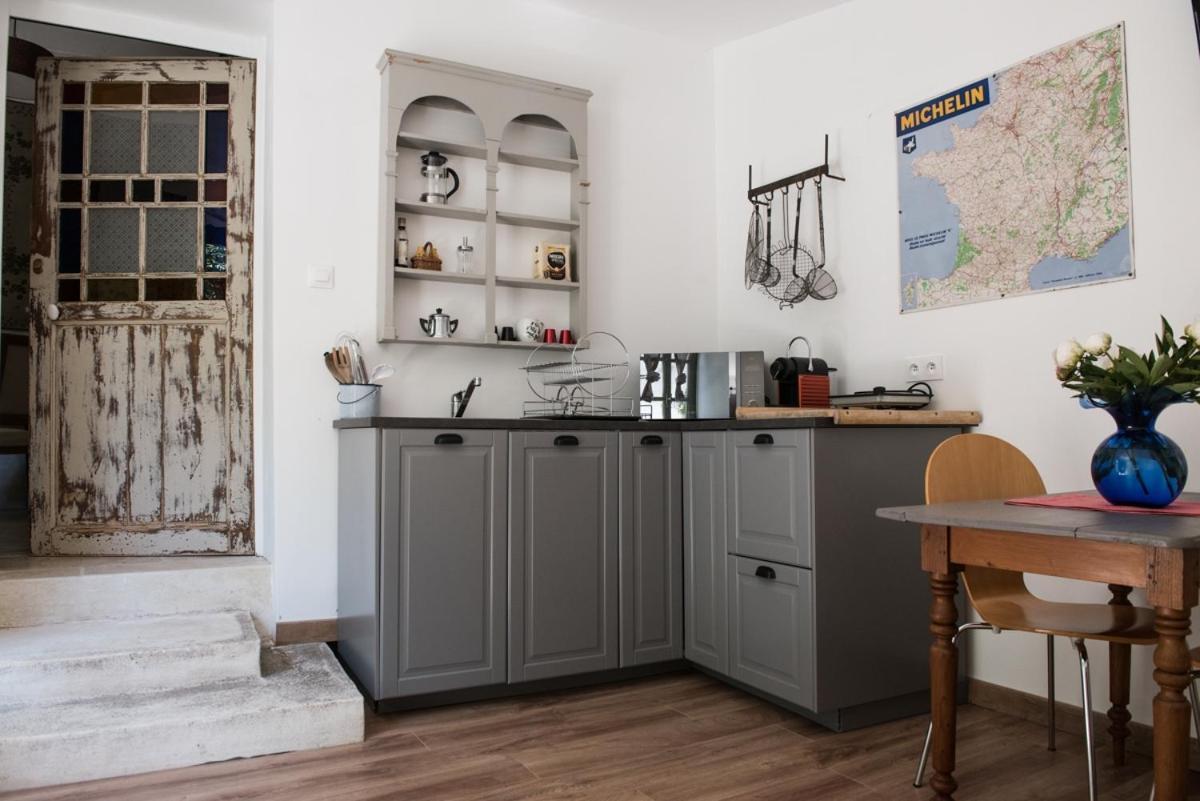 Le Domaine Saint Jean Bed and Breakfast Exteriör bild