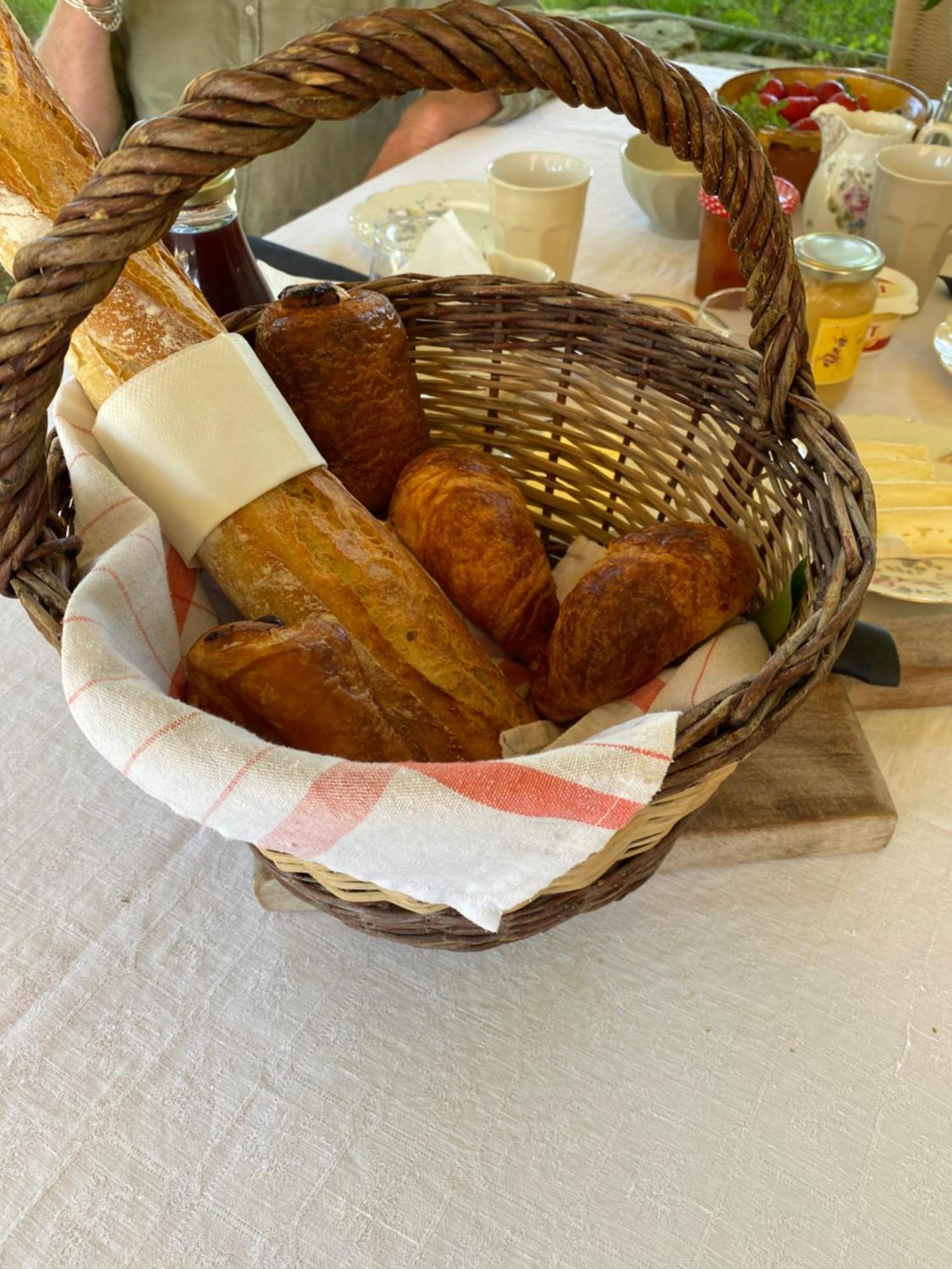 Le Domaine Saint Jean Bed and Breakfast Exteriör bild
