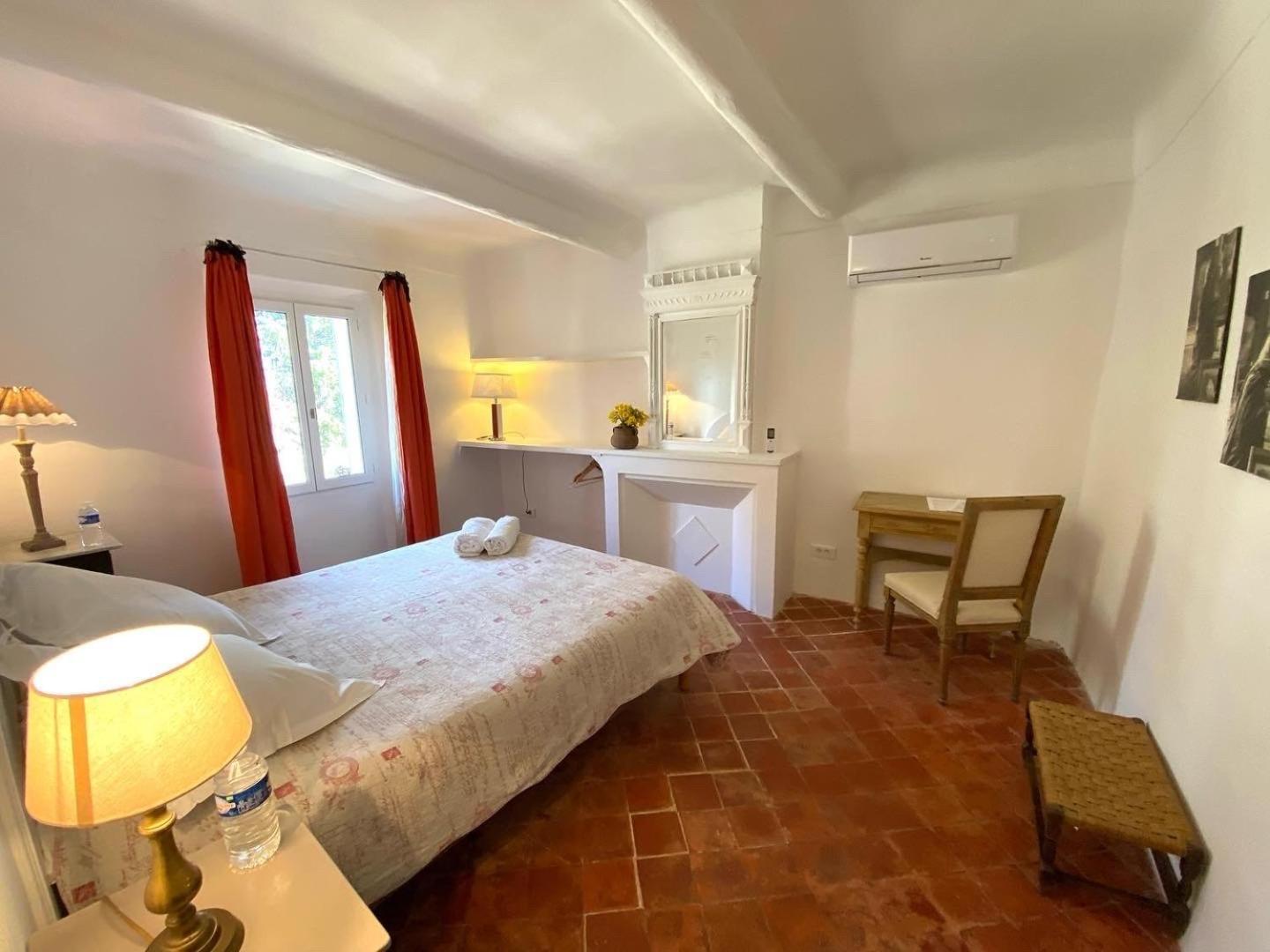 Le Domaine Saint Jean Bed and Breakfast Exteriör bild